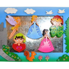 Wooden Princess Magnet Frame With Magnet Puzzles