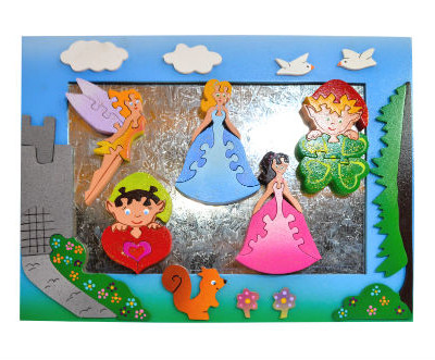 Wooden Princess Magnet Frame With Magnet Puzzles